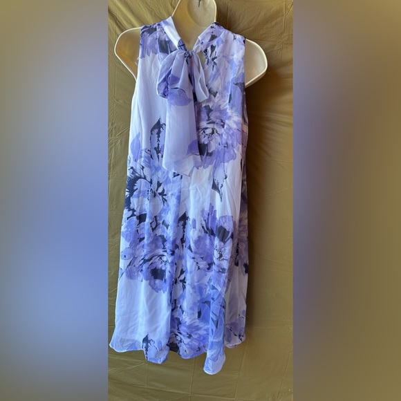 NEW Robbie Bee Floral Dress Women White Purple Printed Mock Neck Trapeze Dress - Picture 5 of 7